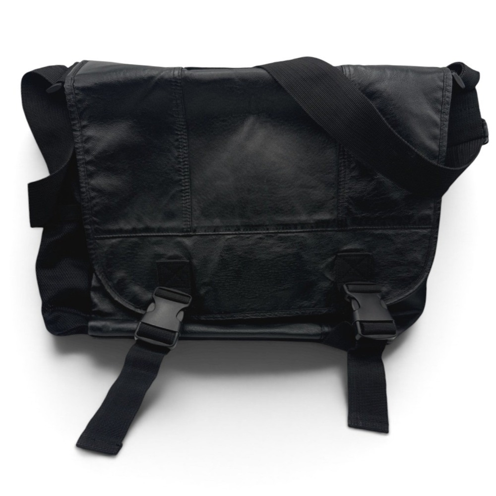 Wilsons Leather Messenger Bag Black Leather Nylon Buckle Crossbody